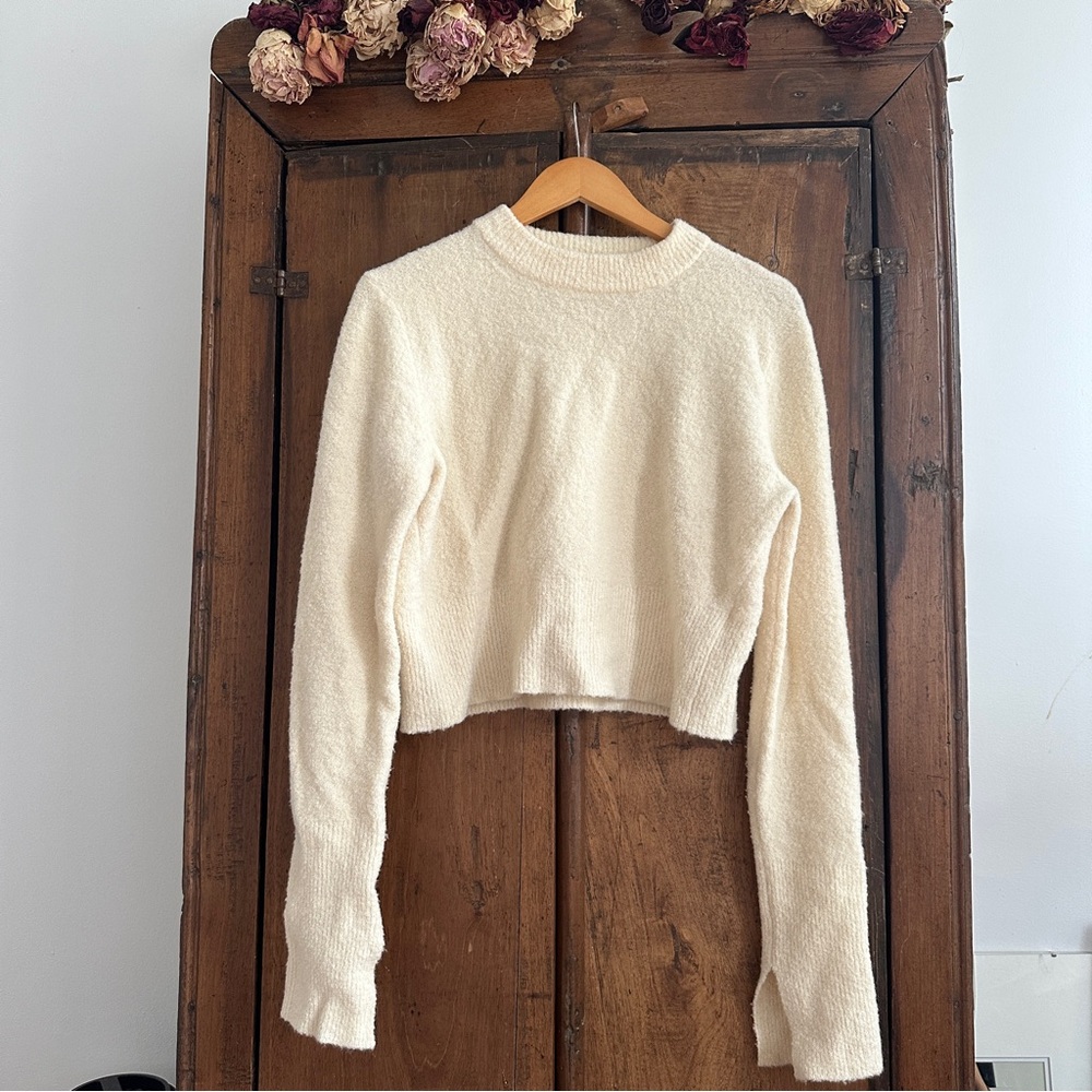 Cream Cropped Sweater